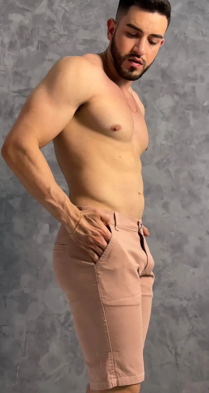 Bermuda Masculina Lisa de Brim c/ Lycra